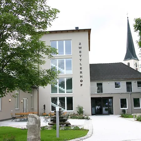 Zwettlerhof 호텔 4*